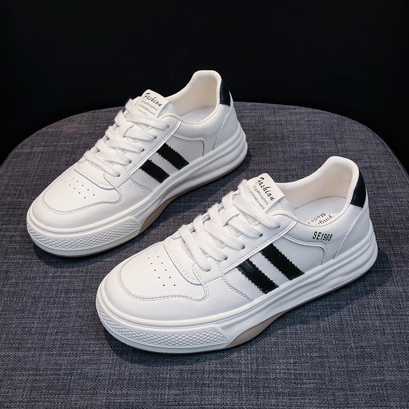 

Leather thick-soled little white shoes women s spring new versatile, lightweight soft-soled breathable casual sports board shoes trendy 40