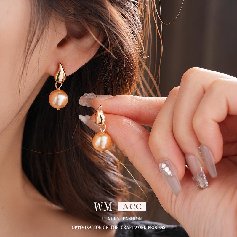 

Fashion water drop ladies earrings шампанского