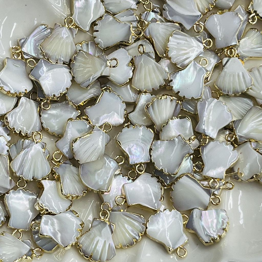 5Pcs Small Pendant Shell Palm-Shaped Pendant 13mm For Jewelry Making DIY Necklace Bracelet Earrings Accessory