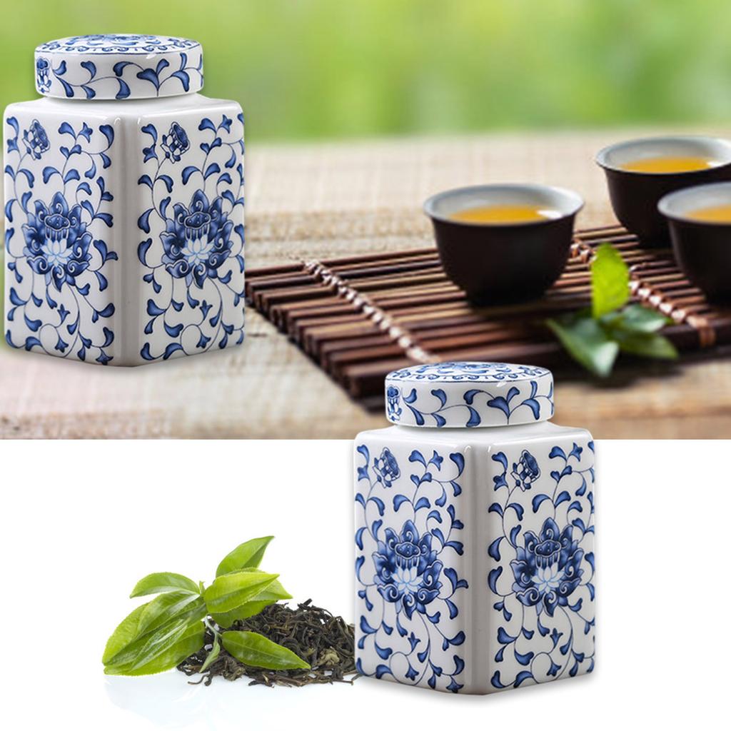 Elegant Blue White Ceramic Ginger Jar Porcelain Temple Jar for Home Decoration and Storage Vase
