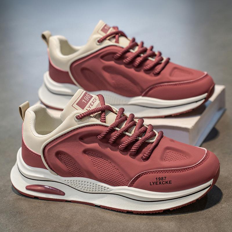 New Fashion Men 's Four Seasons Comfortable Thick Sole Shoes Students BoysTrending Soft Sole Breathable Casual Running Sneakers