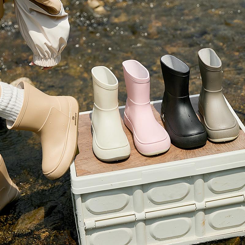 Rain Shoes Women's Fashion Wear Rain Waterproof Non-slip Soft Sole Student Short Rain Boots Velvet Warm Water Shoes