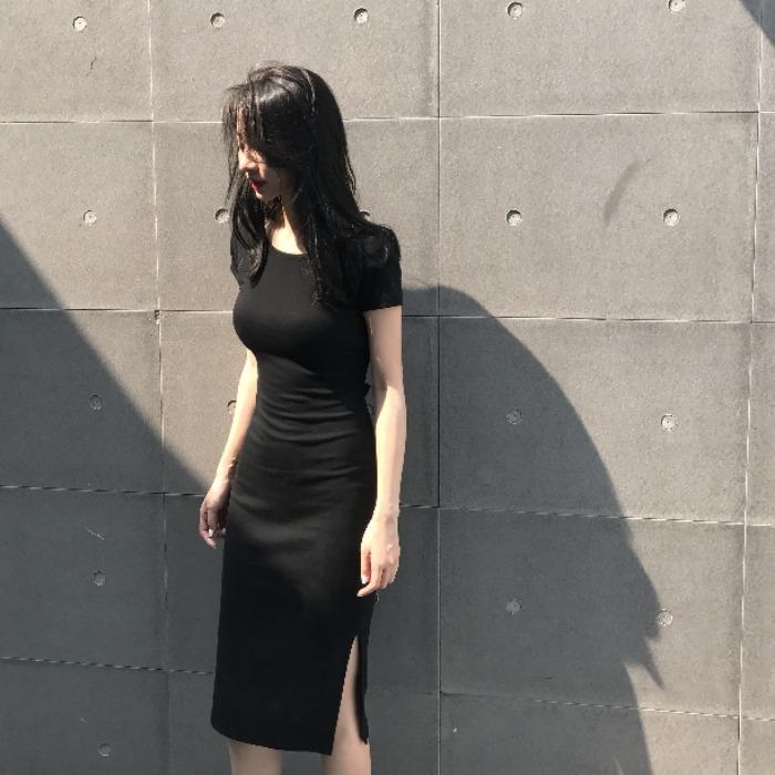 Korean Style Sexy Mid-Length Slit Backless Dress - Polyester Fiber