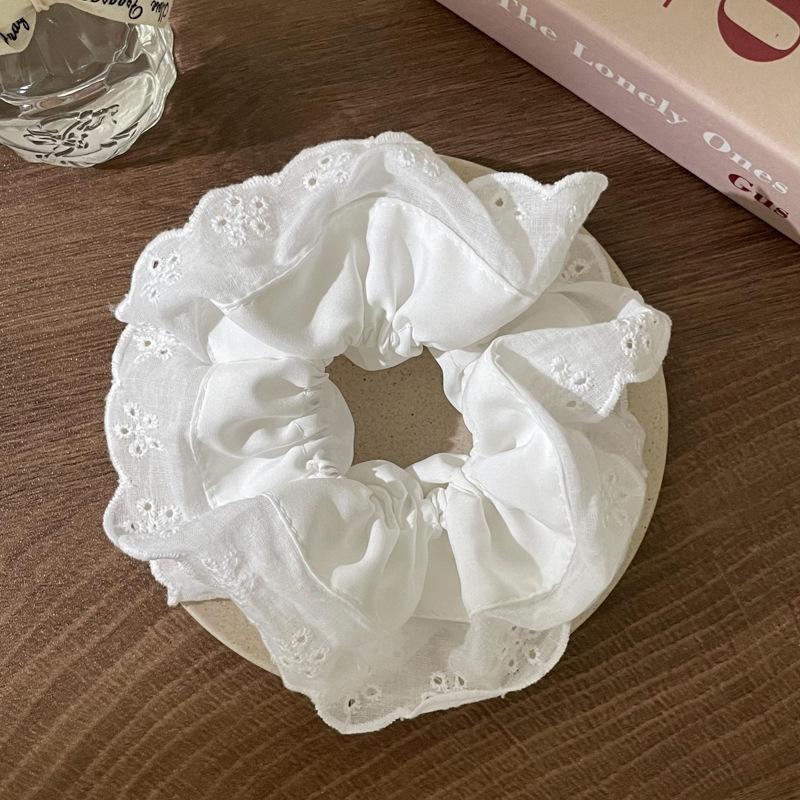 Korean Style Spring/Summer Floral Intestine Hair Scrunchie for Women – Elegant Ponytail Tie and Mori Girl Accessory.