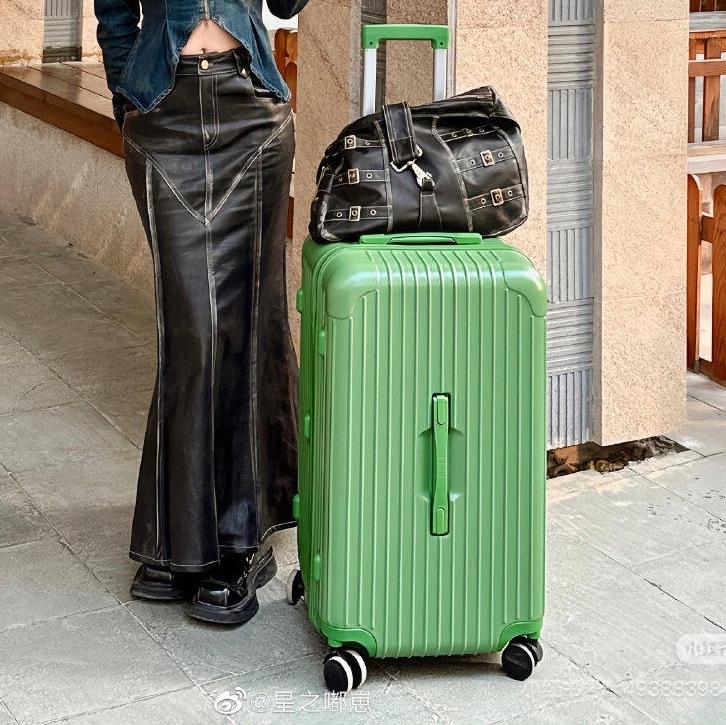 Thickened 24" PC Trolley Case: Drop-resistant, Large Capacity Suitcase with Combination Lock, Available in 26" & 30" Sizes, Leather Accent for Women.