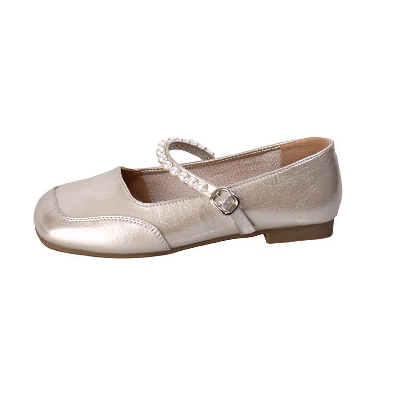 Beautiful flat-bottomed French silver light-mouth single shoes for women's 2025 new spring and autumn with skirt Mary Jane small leather shoes