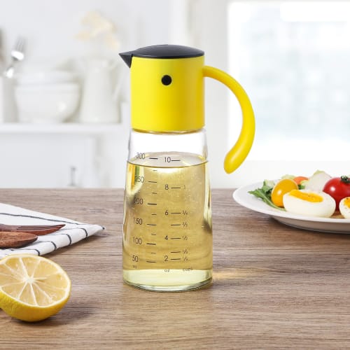 VKCHEF Oil Bottle, Yellow, Drip-Free Glass Bottle, Vinegar Bottle, Dressing Bottle, Soy Sauce Dispenser, One-Hand Oil Dispenser, Oil Pot with Automati