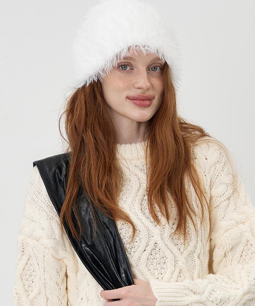 THE-ABON Snow Fur Beanie White