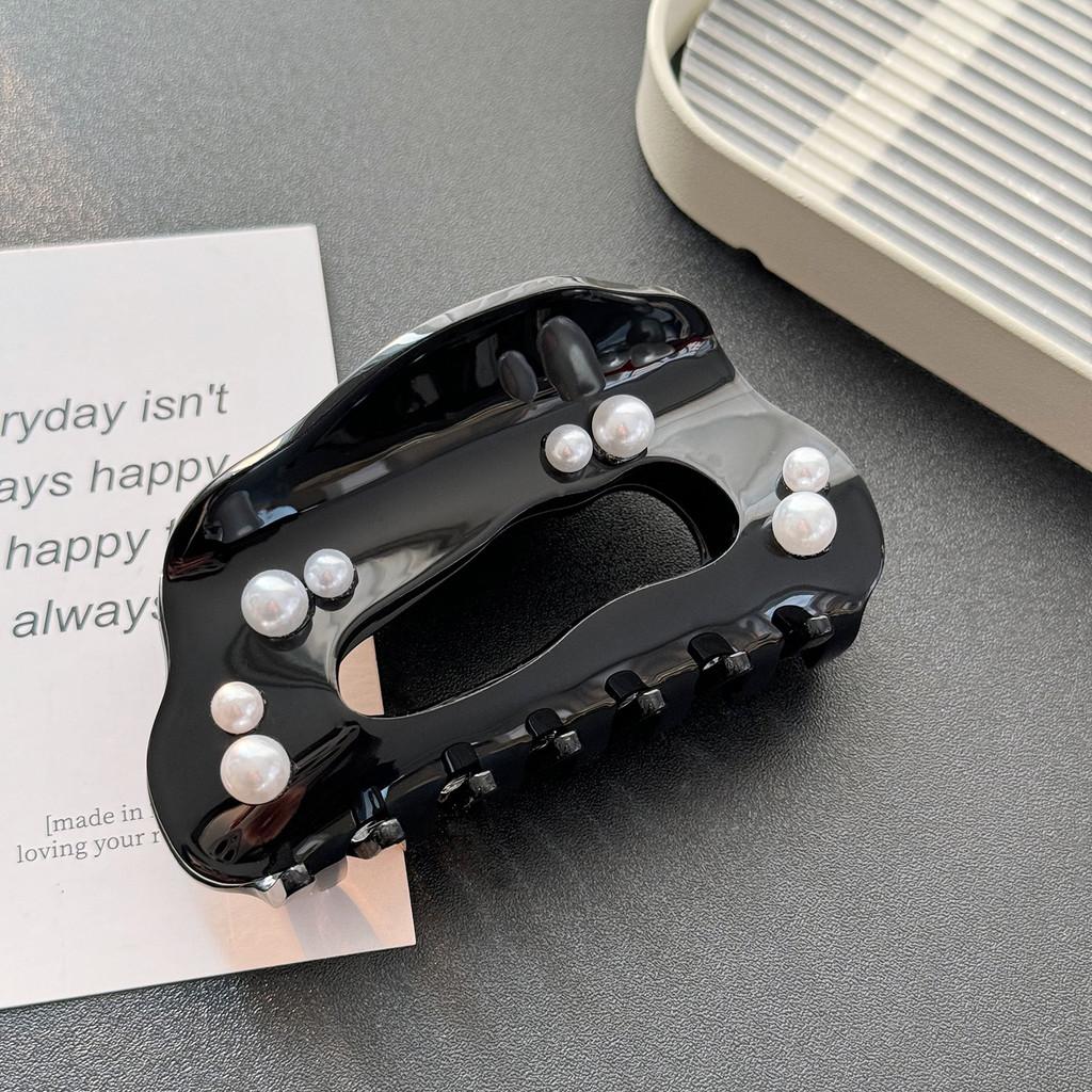 

Stylish Large And Small Acetate Hair Clips Featuring Pearl Accents For Trendy Updo Styles Black Small