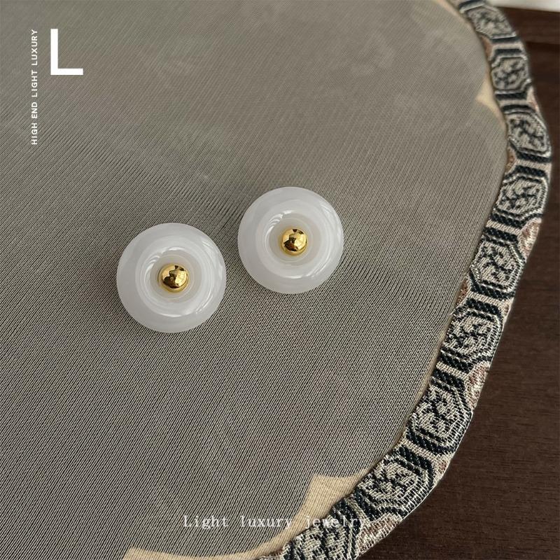 New Chinese-style Handmade Design - Retro Court-style Hanfu Accessories and Ancient Decorative Items - Ear Pendants and Earrings