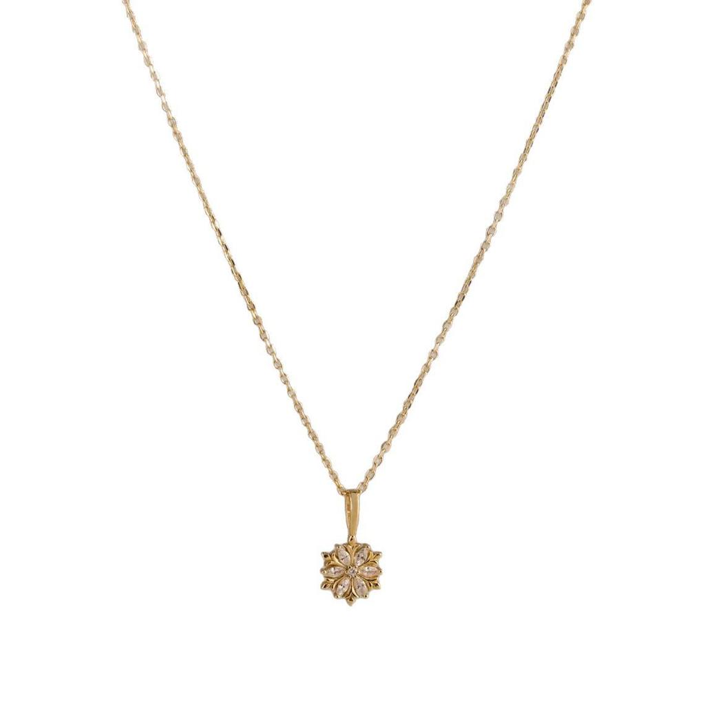 Sterling Silver S925 Flower Pendant Necklace - Elegant Design, Original Niche Style Clavicle Chain.