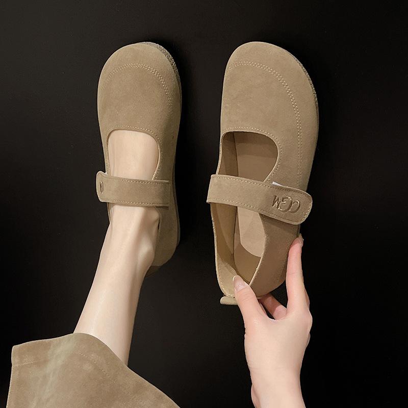 Fashion Small Leather Shoes Women's Spring and Autumn 2025 New Retro Lazy Shoes Women's Shallow Mouth Versatile Flat Mary Jane Single Shoes