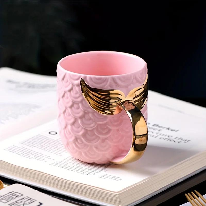 Kreativní 400ml keramický hrnek Golden Mermaid Tail s držadlem Kreativní hrnek na čaj Káva Mléko Osobní hrnek Fishtail Cup Vynikající dárek