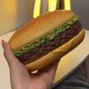 Creative Hamburger Tissue Box Desktop Napkin Dispenser Cute Burger Paper Box for Home Office Living Room Restaurant Decoration