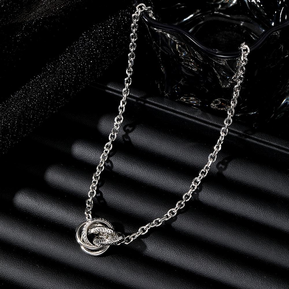 Woman Noble Multi-Layered Ursus Ring Necklace Elegant Necklace Fashion Silver Charm Orb Pendant Engraved Hollow Out Chain Dinner Dress Accessories
