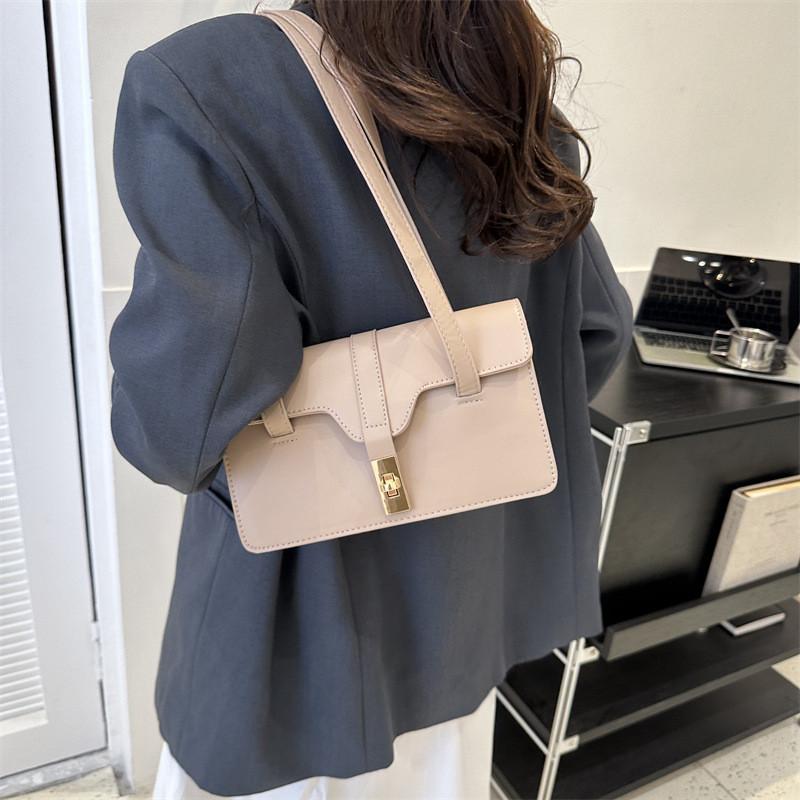 Stylish Vintage Pu Shoulder Bag For Women Chic Lock Closure Square Handbag Soft Material Crossbody Bag