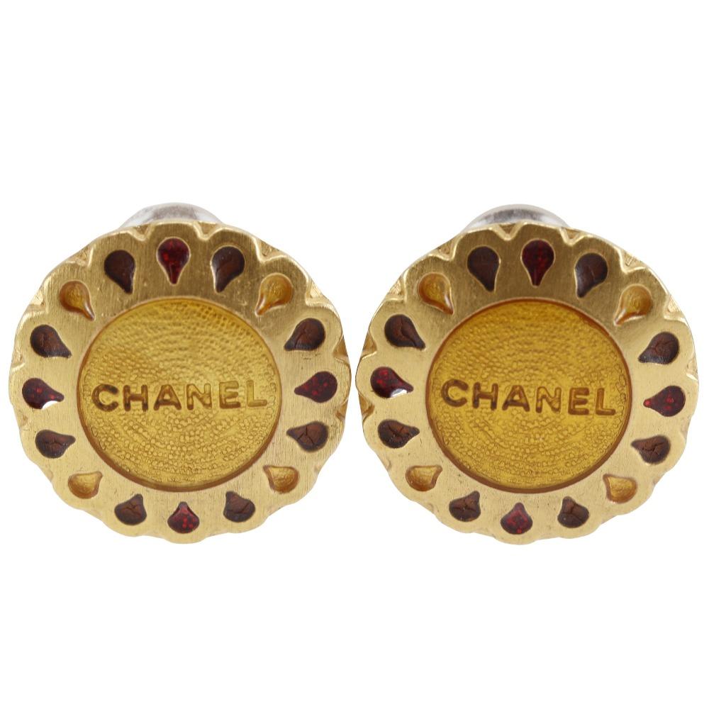 

CHANEL Flower motif Earring Plated Gold flour 7.5g Women Used