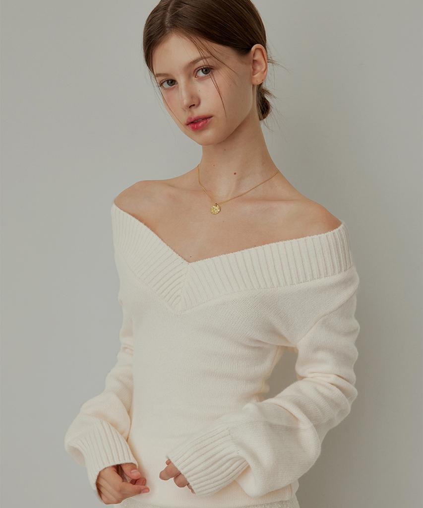 HYBERNAT Versailles V-Neck Knit - Ivory