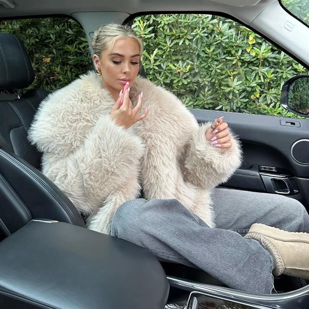 

High Quality Environmentally Friendly Fur Coat with Large Collar and Short Fur Coat XXL