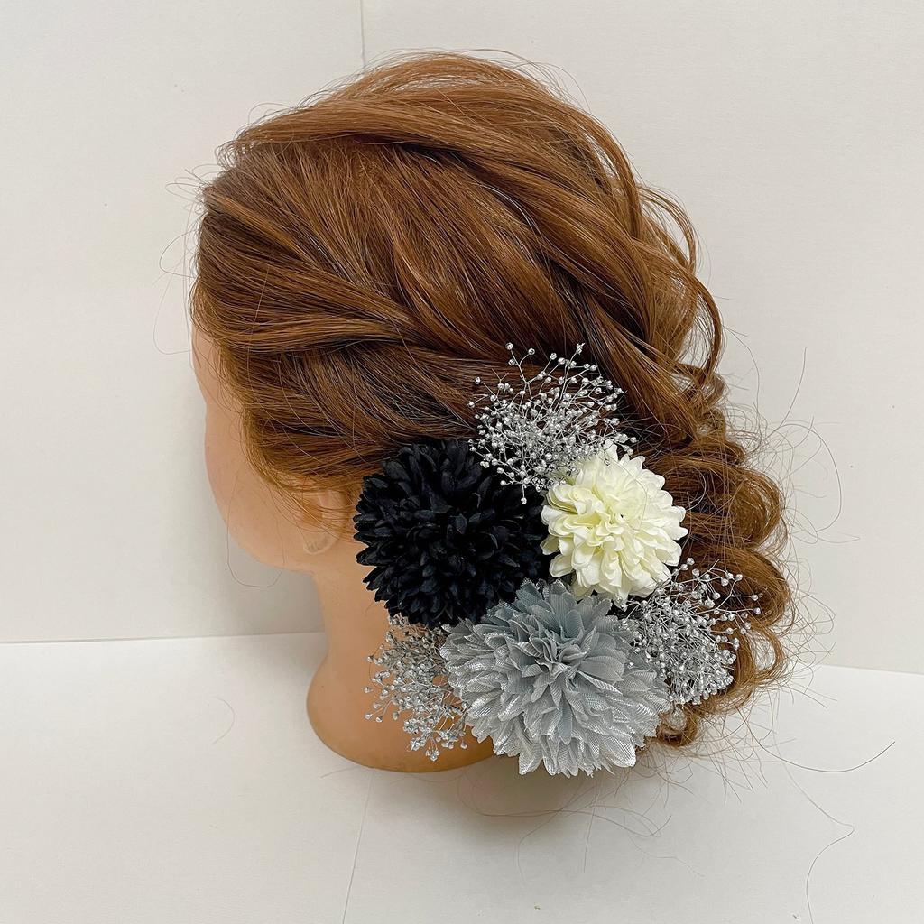 Japanese Style Hair Ping Pong Mum and Silver Black Ornament, Gypsophila,