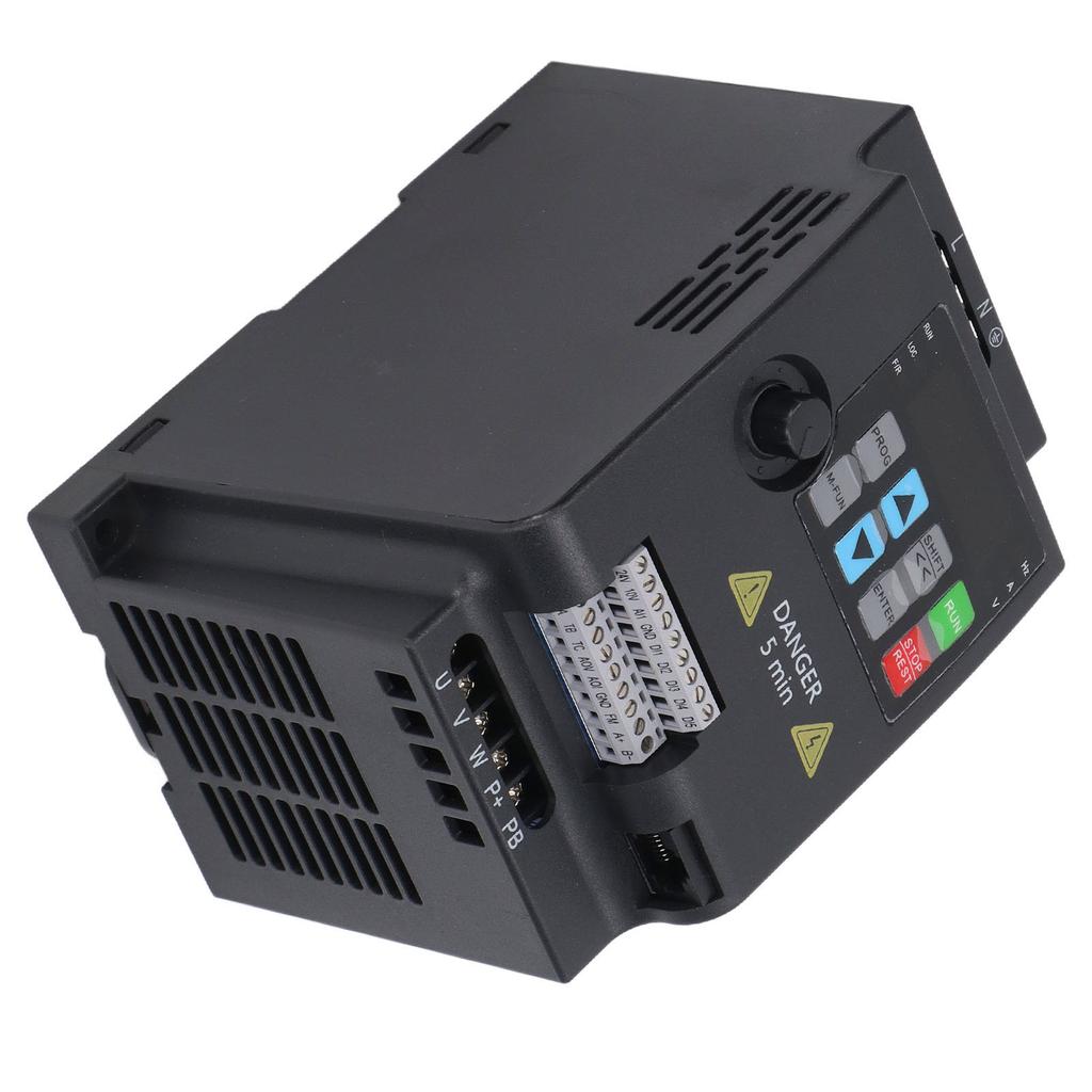 Frequenzumrichter 0,75KW Motorregler Frequenzumrichter Einphasiger AC220V Eingang Dreiphasiger AC0‑220V Ausgang