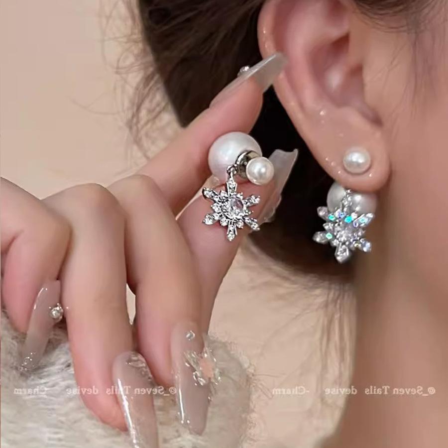 INS-style Minimalist Silver Needle, Versatile Plain Ear Hoop, Light Luxury Metal Round Hoop Earrings, High-end Ear Jewelry