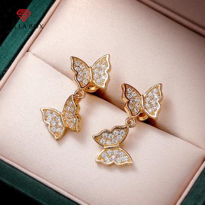 Auskarai – Ausų smeigės