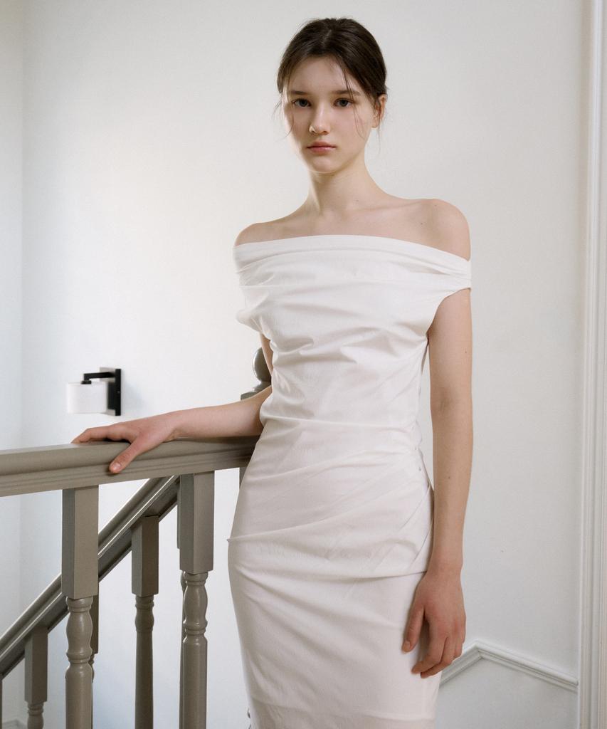 Riorg Wa Unbalanced Drape Sleeveless Ops White