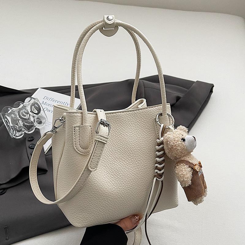 2025 Spring Simple Versatile Fashion Solid Color Portable Bucket Bag Premium Commuter Casual One Shoulder Crossbody Women's Bag