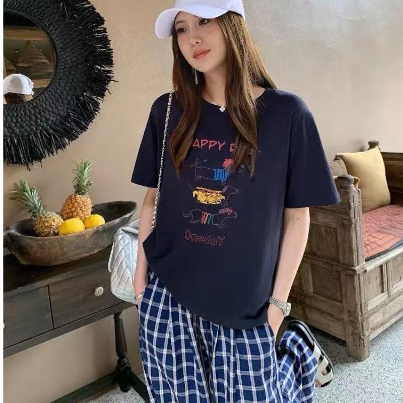 Casual Short-sleeved T-shirt for Women In Spring and Summer, Suitable for Petite Girls, A Slimming Top for Dressing Up