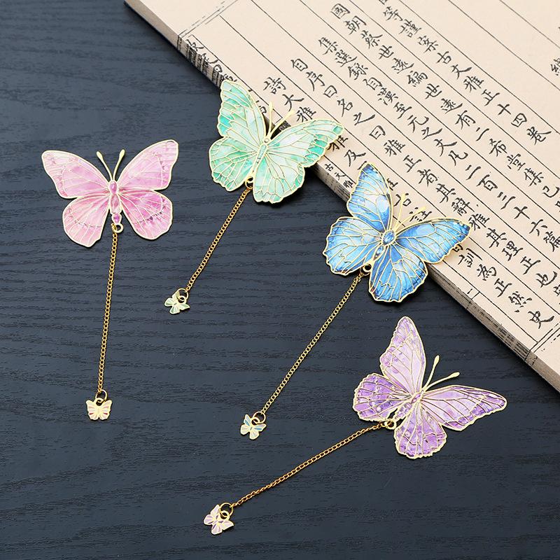 1pc Hollow Metal Butterfly Pendant Bookmark Student Birthday Gift Souvenir for Daily Reading  Magnetic Bookmark Book Accessories