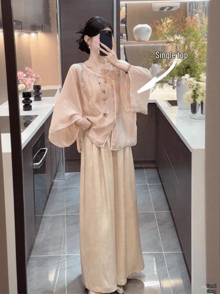 

Plus Size Chinese Style Chiffon Top & Wide-Leg Pants Set – Elegant Autumn Embroidered Outfit for Chubby Girls XXXL (160-180 Jin)