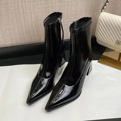 Moda 2024 Sapatos Femininos de Alta Qualidade Botas Femininas para Tornozelo Moda Zíper Lateral Cor Sólida Office e Carreira Sapatos Sexy de Bico Fino para Mulheres