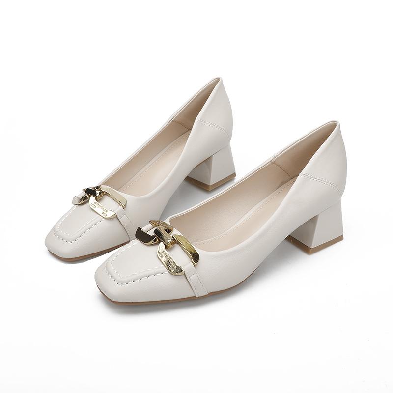 

Корейская версия темпераментных одинарных туфель с металлической цепочкой и пряжкой, женские туфли с квадратным носком и толстым каблуком, из мягкой кожи, бабушкины туфли, модные туфли на среднем каблуке для работы 40