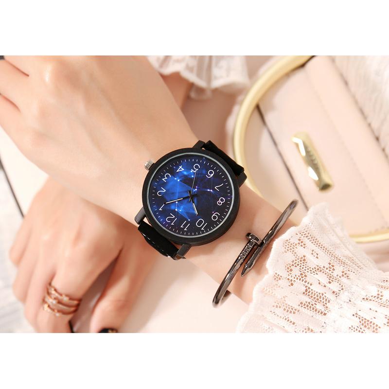 BK02 Casual Fashion Women Watch Retro Art Personality Couple Quartz Watch Trendy Clock Gift Watches for Woman