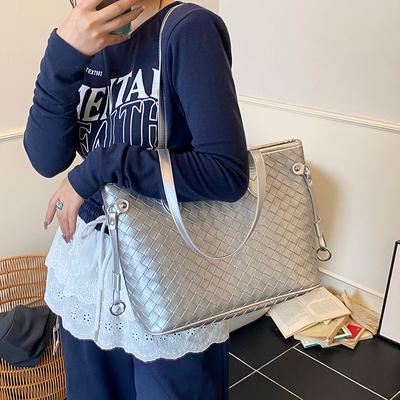 Large Capacity Bag Women's 2025 New Woven Shoulder Bag, High-end Trendy Fashion Casual Tote Bag