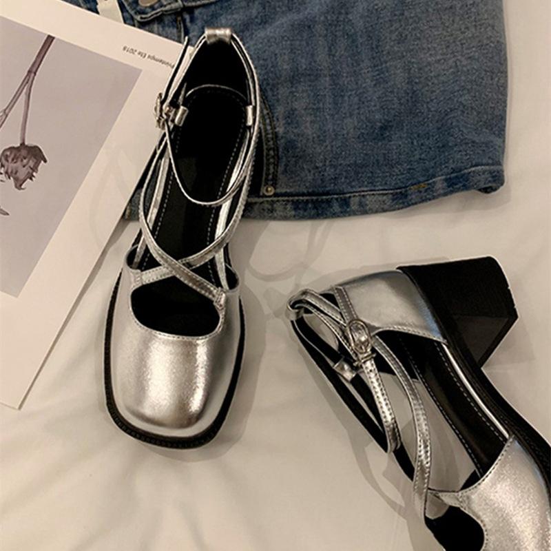 

Summer new silver retro French square head Mary Jane shoes women s thick heel leather bag head women s sandals 40 серебряный