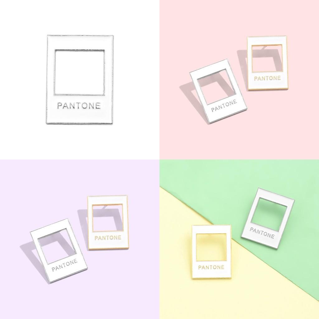 Kreatywna Broszka z Literą Pantone Akcesorium Dla Mężczyzn I Kobiet W Unikalnym Geometrycznym Wzornictwie