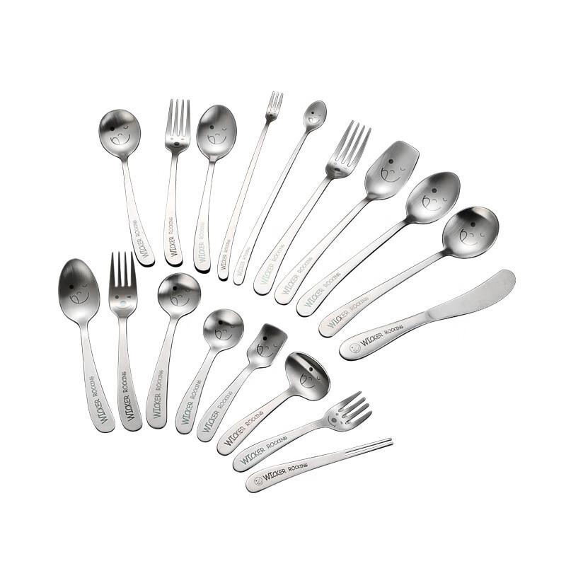 Cute Smiling Face 304 Stainless Steel Angled Spoon