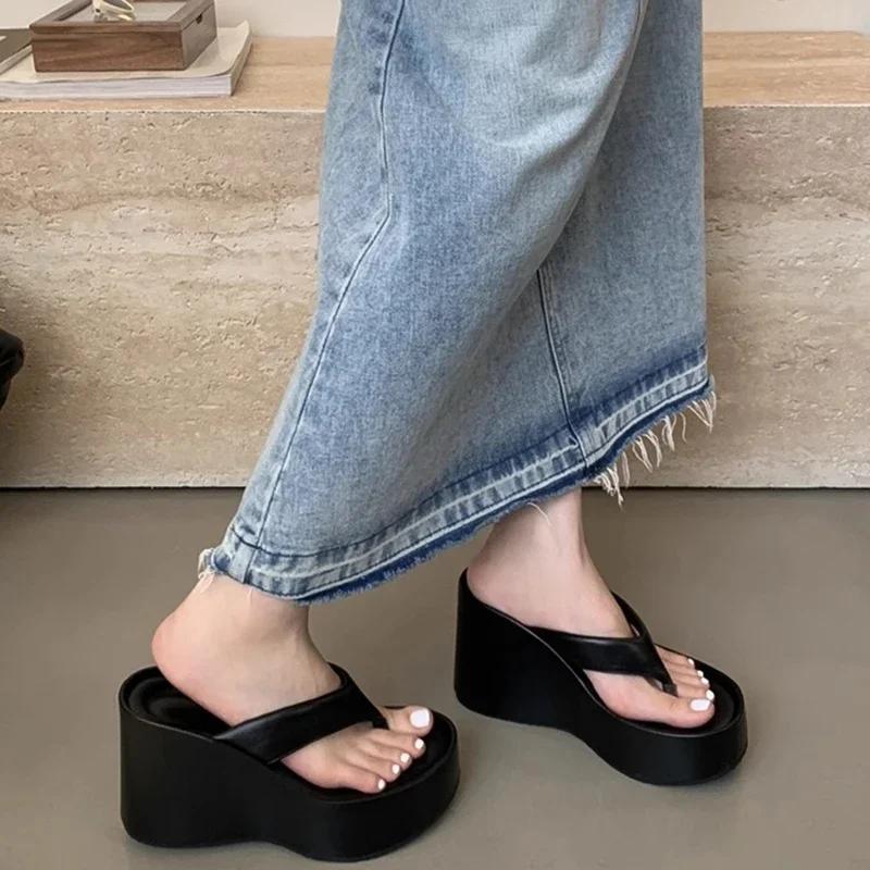 Design Sommer Tykke Dame Tøfler Mote Plattform Kiler Høy Hæl Sølvfargede Damesko Zapatillas De Mujer