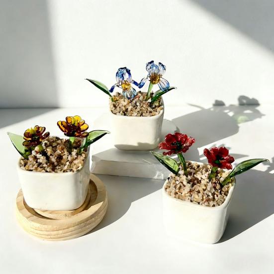 Miniature Glasblomst Figur Håndblæst Mini Blomsterbuket i Pot Samlerobjekt Blomstrende Blomsterpynt til Hjem Indendørs Borddekoration