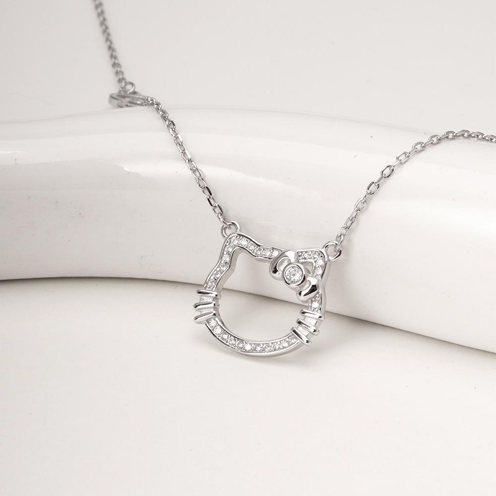 Luxusní náhrdelník Hello Kitty na klíční kost: Špičkový niche styl s přívěskem kočičky, 2026