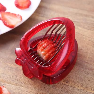 New Creative Strawberry Slicer Plastic Stainless Steel Fruit Platter Kitchen Portable Splitting Small Tools Home Decoration