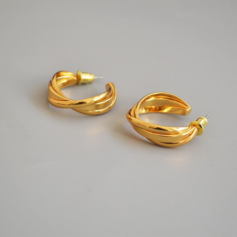 Korean Style Geometric Circle Earrings: Elegant, Versatile Ear Jewelry for Women and Students