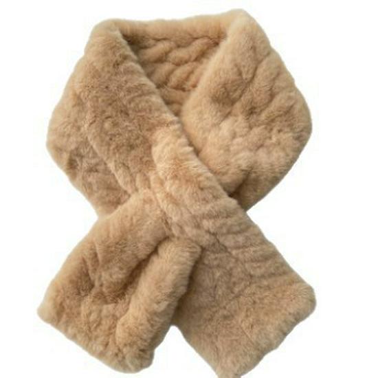 Women's Versatile Faux Rabbit Fur Scarf – Plush, Warm, and Cute Winter Collar