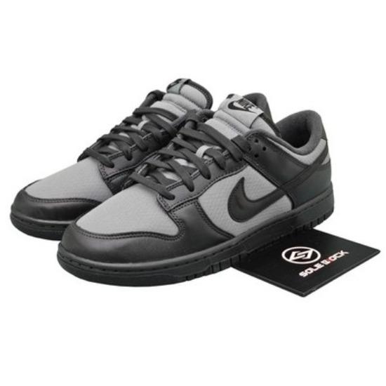 

Nike Dunk Low Off Noir Smoke Grey FZ3052-001 EU 41 чорний/сірий колір