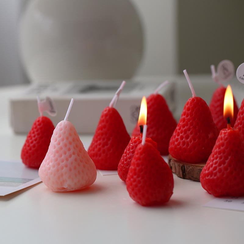 Strawberry-Scented Soy Wax Candle: Creative Fruit-Shaped Home Decor & Birthday Party Favor