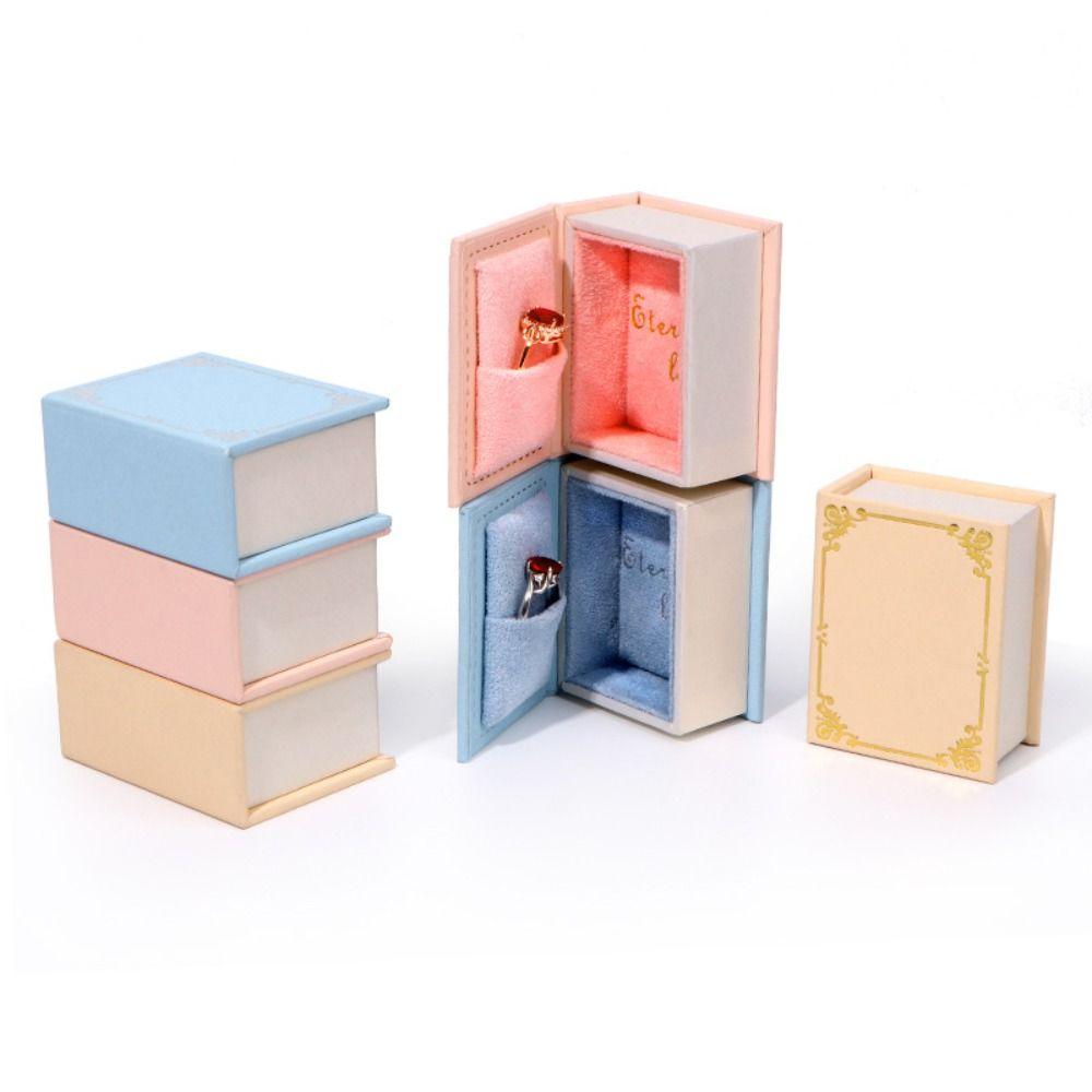 

Book-shaped Ring Holder Retro Jewelry Gift Storage Box Creative Ring Box рожевий