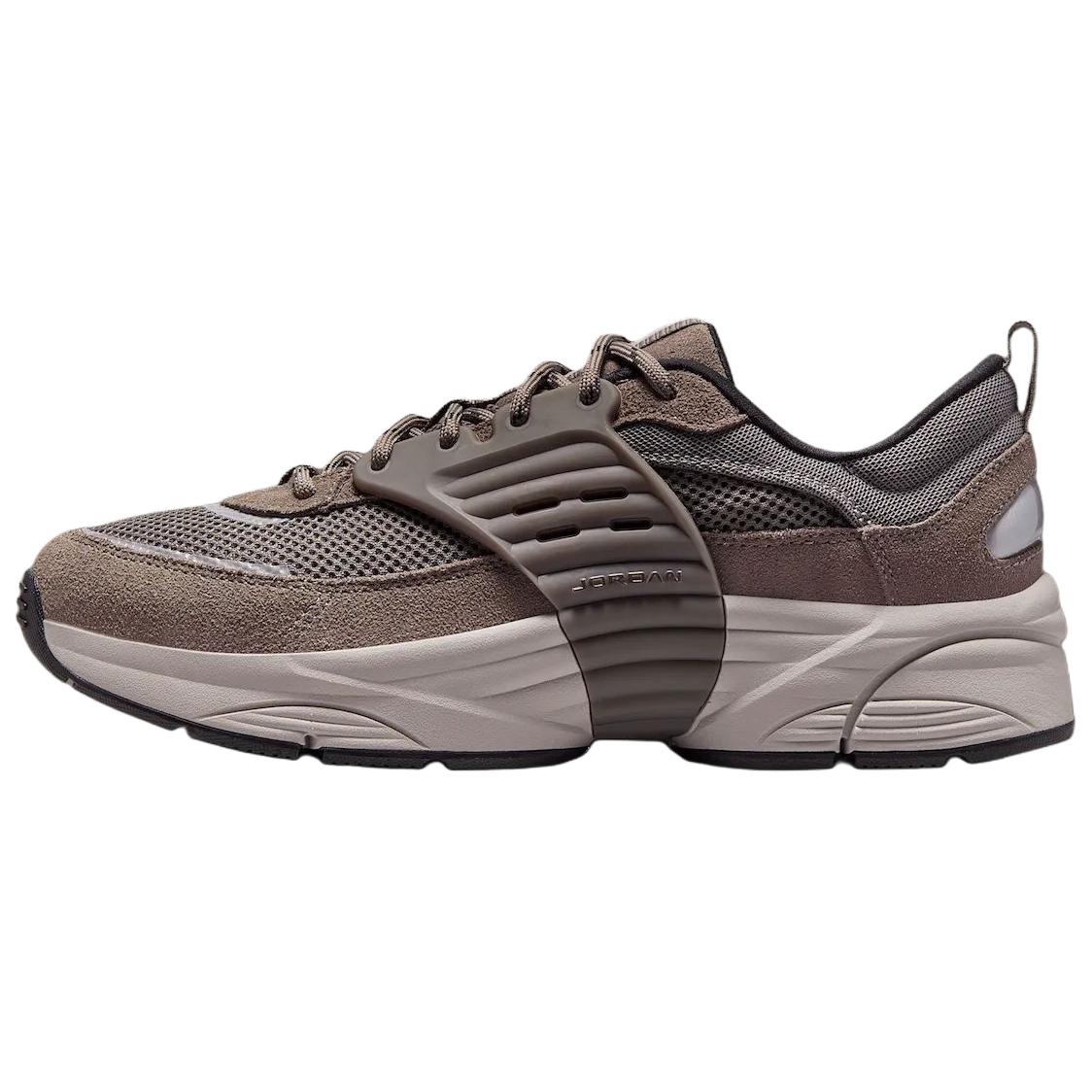 

Jordan Trunner O/S IB3722-201 Modern Comfort Lifestyle Sneakers for Men 46