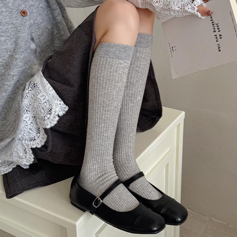 Kniehohe gerippte graue Slouch-Socken im koreanischen Stil für Damen - Herbstkollektion 2025